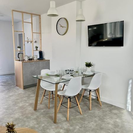 Appartement Cosy Et Calme Avec Parking Et Terrasse Prives Cravanche Esterno foto
